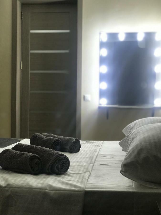 Luxury 4-Bedroom Apartment In The Center Tbilisi Buitenkant foto
