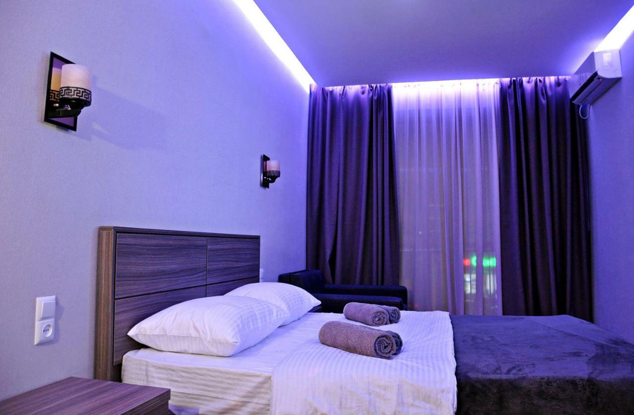 Luxury 4-Bedroom Apartment In The Center Tbilisi Buitenkant foto